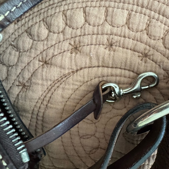 Dooney And Bourke Croc Embossed Hobo Shoulder - Picture 9 of 15